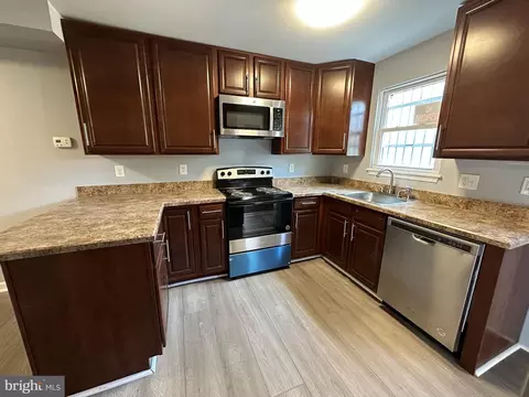 Kitchen - 1123 Ward St, Baltimore, MD 21230 photo 2 of 3