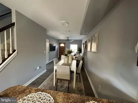 Entry Way - 1123 Ward St, Baltimore, MD 21230 photo 1 of 5