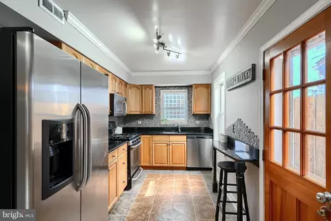 2425 Eastern Ave, Baltimore, MD 21224 photo 13