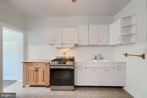 Kitchen - 4525 Schenley Rd, Baltimore, MD 21210 photo 2 of 2