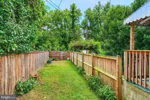 Exterior - 4525 Schenley Rd, Baltimore, MD 21210 photo 7 of 8