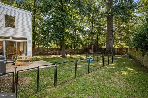 Exterior - 2103 Northcliff Dr, Baltimore, MD 21209 photo 7 of 8