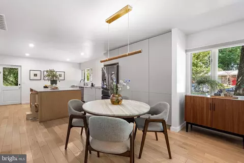Dining - 2103 Northcliff Dr, Baltimore, MD 21209 photo 2 of 2