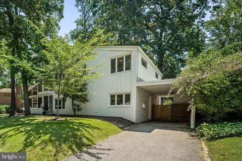 Exterior - 2103 Northcliff Dr, Baltimore, MD 21209 photo 3 of 8