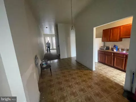 309 E 22nd St, Baltimore, MD 21218 photo 5