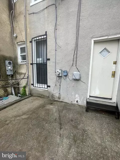 309 E 22nd St, Baltimore, MD 21218 photo 3