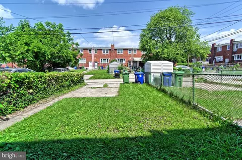 Exterior - 4214 Labyrinth Rd, Baltimore, MD 21215 photo 2 of 2
