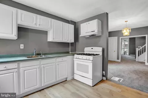 2418 Baker St, Baltimore, MD 21216 photo 14