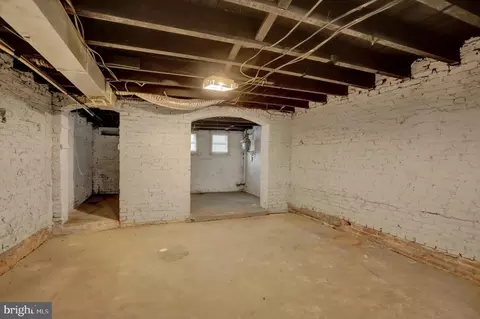 2418 Baker St, Baltimore, MD 21216 photo 27