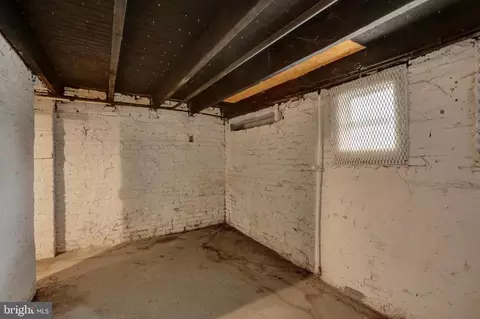 2418 Baker St, Baltimore, MD 21216 photo 29