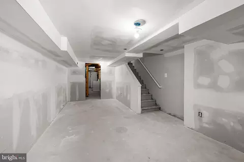 Entry Way - 1605 Clifton Ave, Baltimore, MD 21217 photo 8 of 8