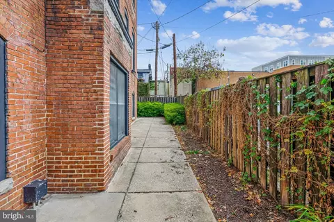 Exterior - 511 S Bond St #104, Baltimore, MD 21231 photo 4 of 18