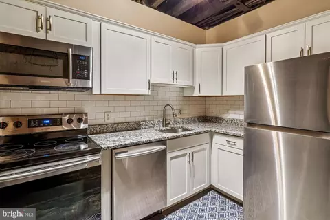 Kitchen - 511 S Bond St #104, Baltimore, MD 21231 photo 1 of 2