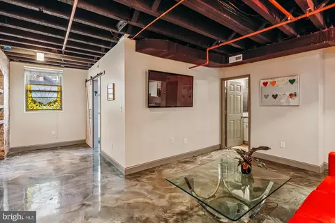 Entry Way - 511 S Bond St #104, Baltimore, MD 21231 photo 1 of 3