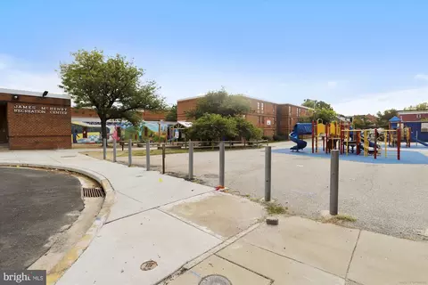 Exterior - 511 S Bond St #104, Baltimore, MD 21231 photo 15 of 18