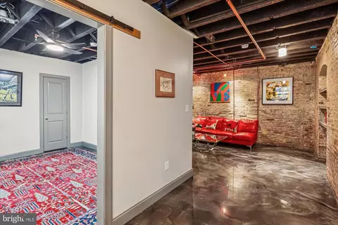 Entry Way - 511 S Bond St #104, Baltimore, MD 21231 photo 3 of 3