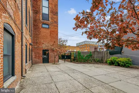 Exterior - 511 S Bond St #104, Baltimore, MD 21231 photo 3 of 18