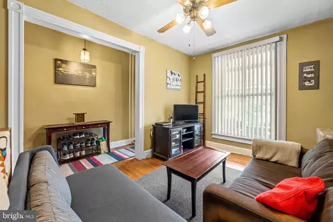 619 E 36th St E, Baltimore, MD 21218 photo 4