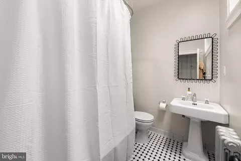 619 E 36th St E, Baltimore, MD 21218 photo 20