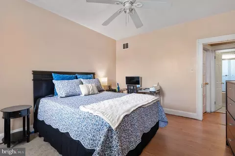 Bedroom - 446 N Clinton St, Baltimore, MD 21224 photo 3 of 5