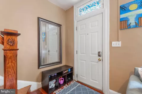 Entry Way - 446 N Clinton St, Baltimore, MD 21224 photo 1 of 3