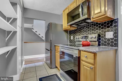 2307 Pennyroyal Ter, Baltimore, MD 21209 photo 11
