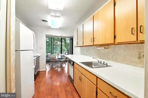 6350 Red Cedar Pl #210, Baltimore, MD 21209 photo 17