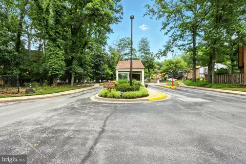 6350 Red Cedar Pl #210, Baltimore, MD 21209 photo 3