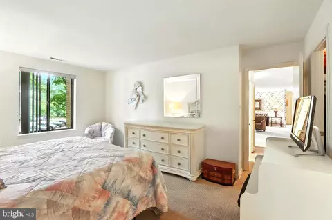 6350 Red Cedar Pl #210, Baltimore, MD 21209 photo 22
