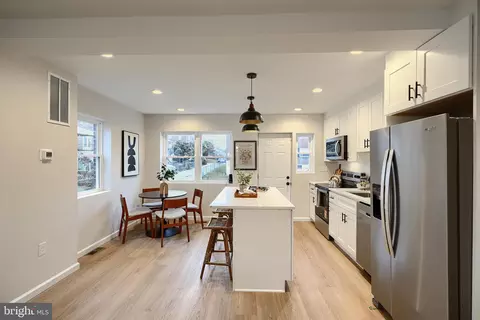 3934 Rokeby Rd, Baltimore, MD 21229 photo 8
