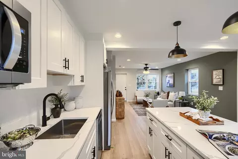 3934 Rokeby Rd, Baltimore, MD 21229 photo 12