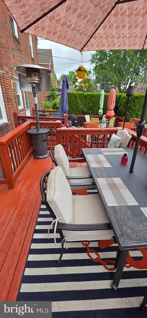 Exterior - 2046 E Belvedere Ave, Baltimore, MD 21239 photo 3 of 4