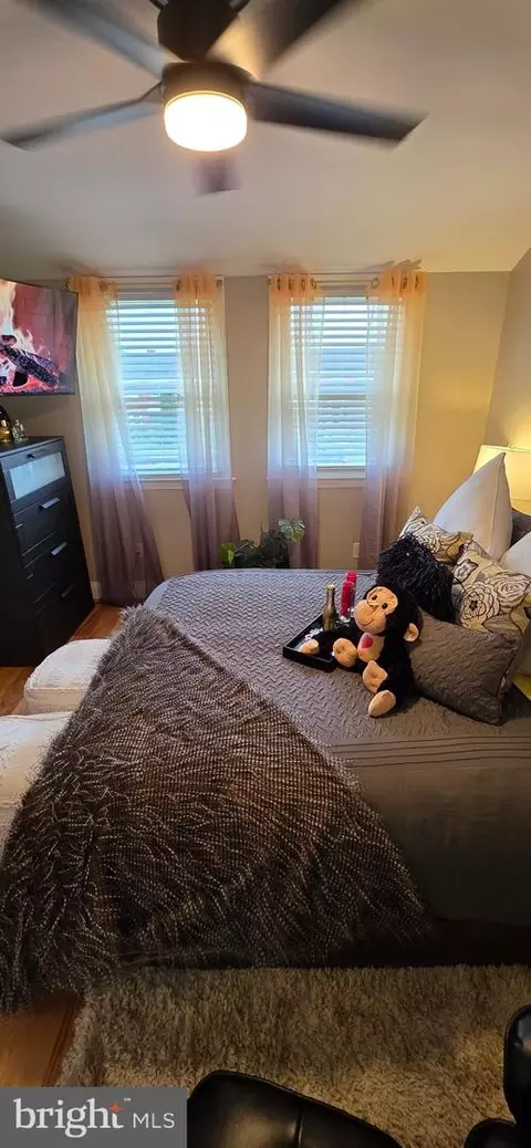 Bedroom - 2046 E Belvedere Ave, Baltimore, MD 21239 photo 16 of 19