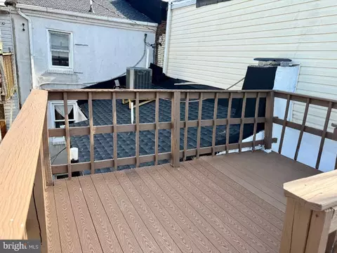 Exterior - 1809 E Pratt St, Baltimore, MD 21231 photo 2 of 2