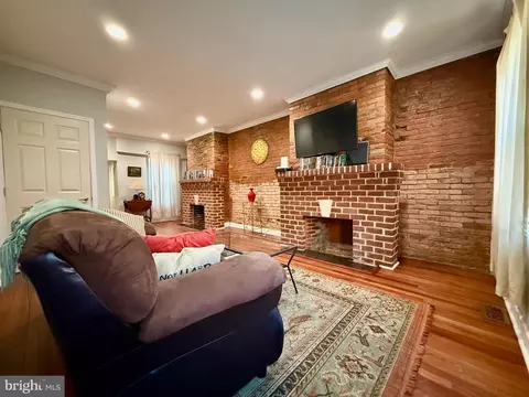 Living - 1809 E Pratt St, Baltimore, MD 21231 photo 1 of 1