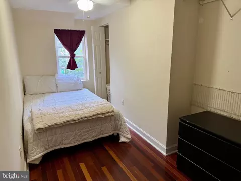 Bedroom - 1809 E Pratt St, Baltimore, MD 21231 photo 3 of 3