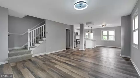 Entry Way - 4011 Mortimer Ave, Baltimore, MD 21215 photo 1 of 8