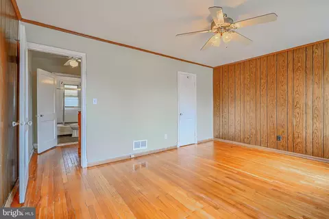 Bedroom - 3668 Chesterfield Ave, Baltimore, MD 21213 photo 2 of 4