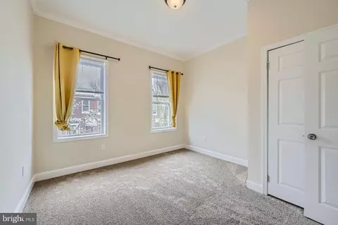 Bedroom - 2426 Mcculloh St, Baltimore, MD 21217 photo 2 of 3