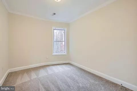 Bedroom - 2426 Mcculloh St, Baltimore, MD 21217 photo 3 of 3