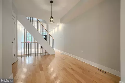 Entry Way - 1247 Haubert St, Baltimore, MD 21230 photo 1 of 5
