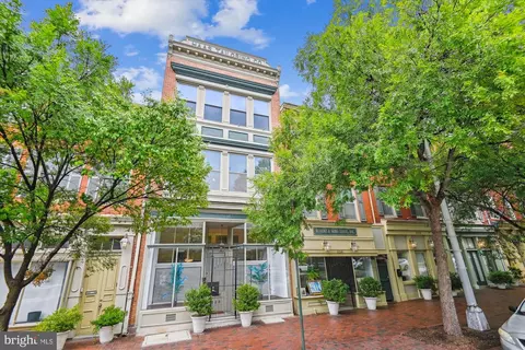 328 S Broadway S, Baltimore, MD 21231