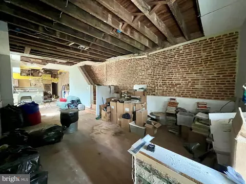 Entry Way - 2307 E Preston St, Baltimore, MD 21213 photo 1 of 4