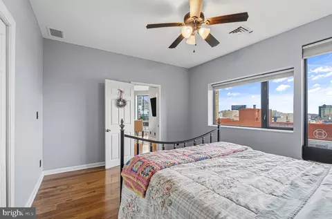 Bedroom - 10 E Lee St #808, Baltimore, MD 21202 photo 5 of 5
