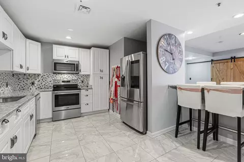 Kitchen - 10 E Lee St #808, Baltimore, MD 21202 photo 2 of 2