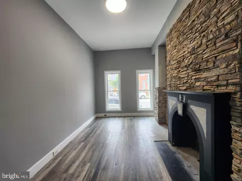 Living - 1423 E Lanvale St, Baltimore, MD 21213 photo 1 of 3