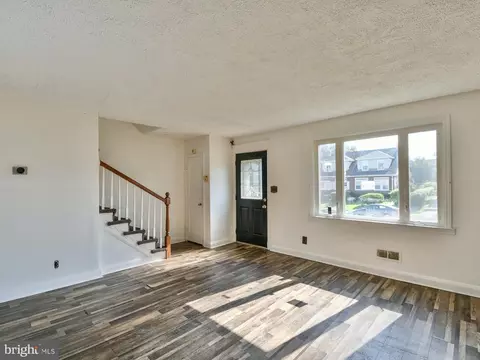 Living - 3517 Brendan Ave, Baltimore, MD 21213 photo 3 of 5