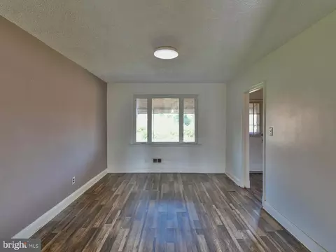 Living - 3517 Brendan Ave, Baltimore, MD 21213 photo 4 of 5