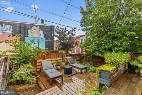 Exterior - 306 E Lanvale St, Baltimore, MD 21202 photo 1 of 4