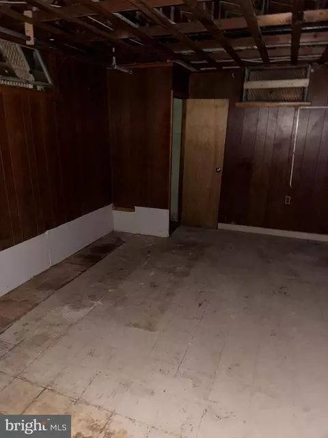 3901 Mortimer Ave, Baltimore, MD 21215 photo 18